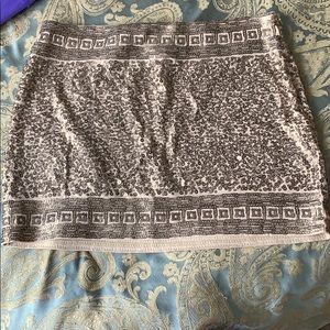 EXPRESS - SKIRT - SIZE SMALL